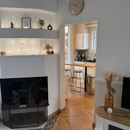 Holiday home Maison Lumineuse Et Chaleureuse Cholet